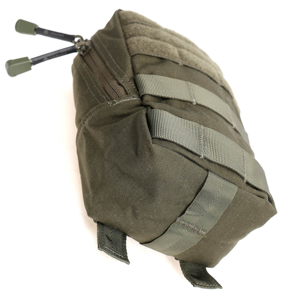 21-01774A17-002_5704