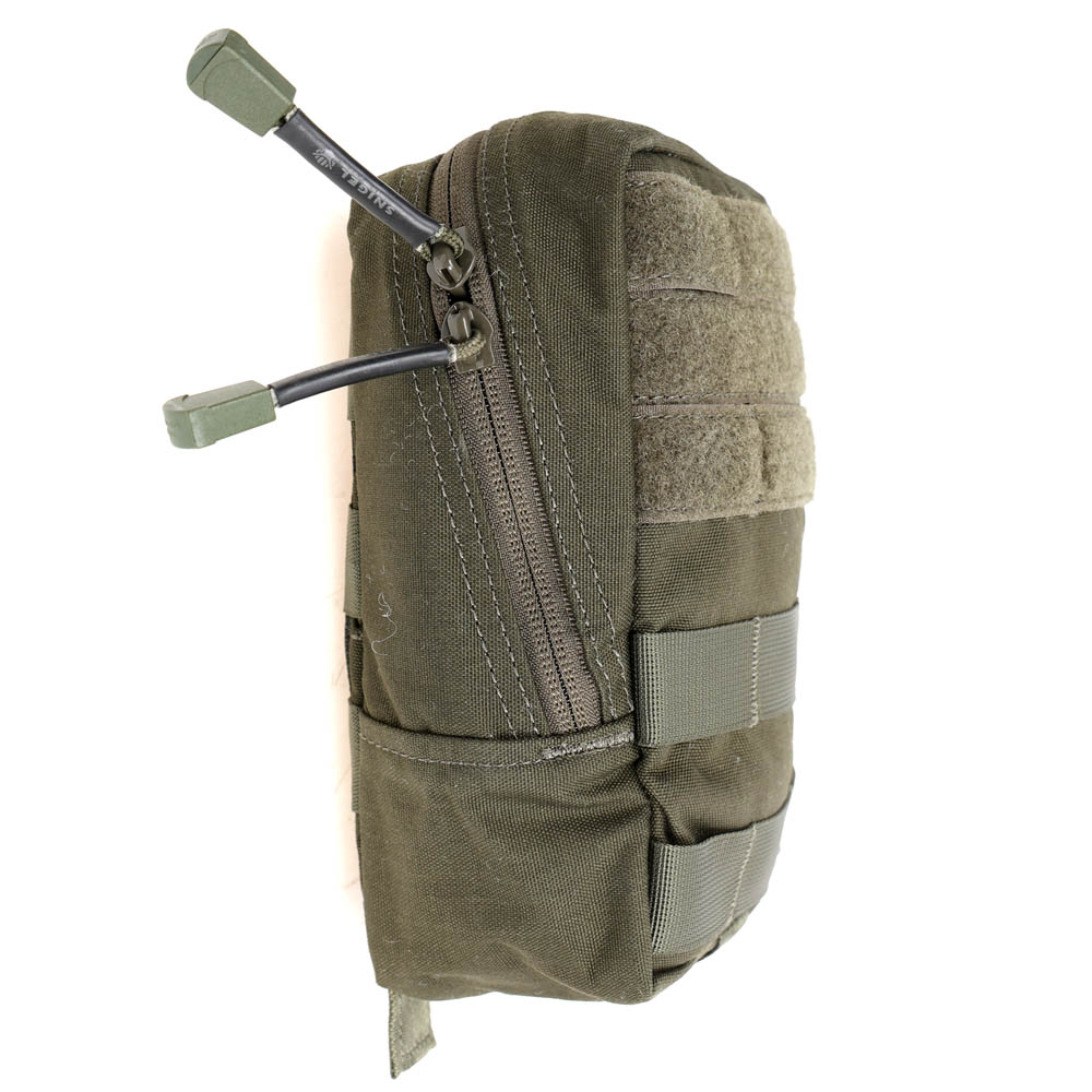 21-01774A17-002_5703