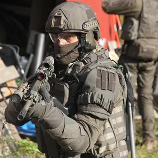 E-Grey-19_2345