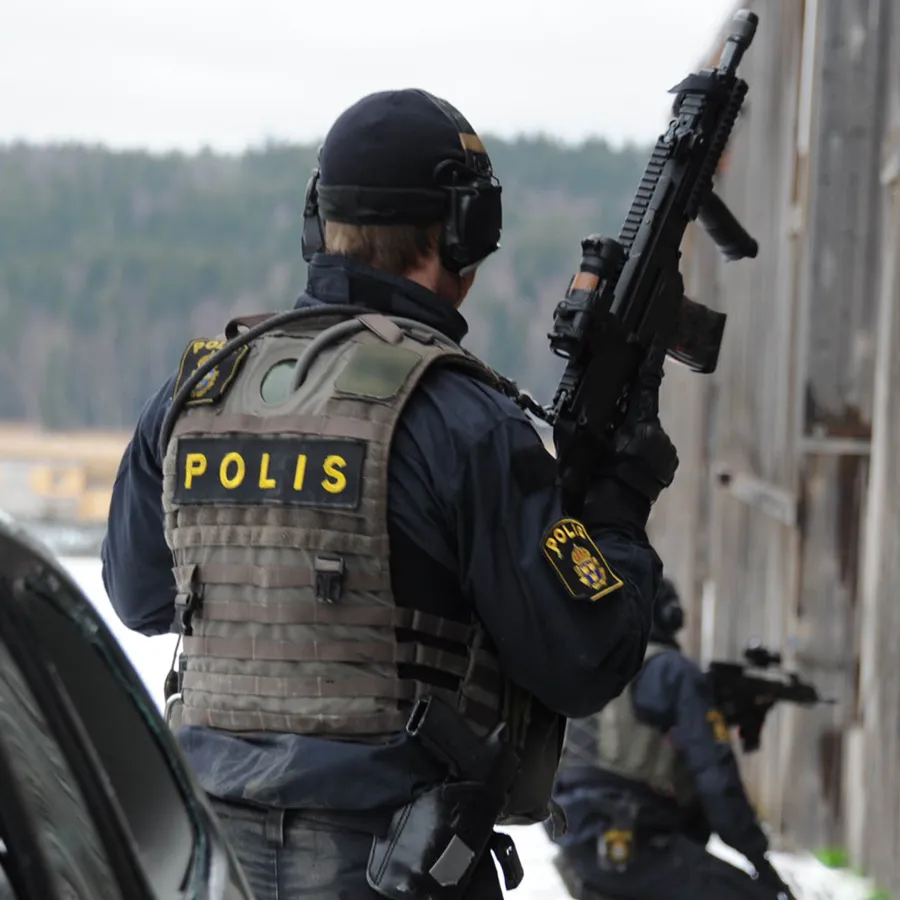 E_Pol_0067